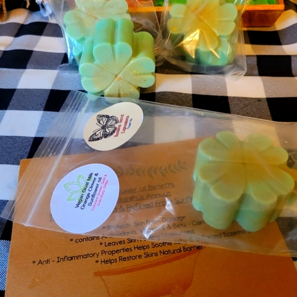 🫧 Vegan Goat Milk Soap 🍀 - Picture 3 of 8